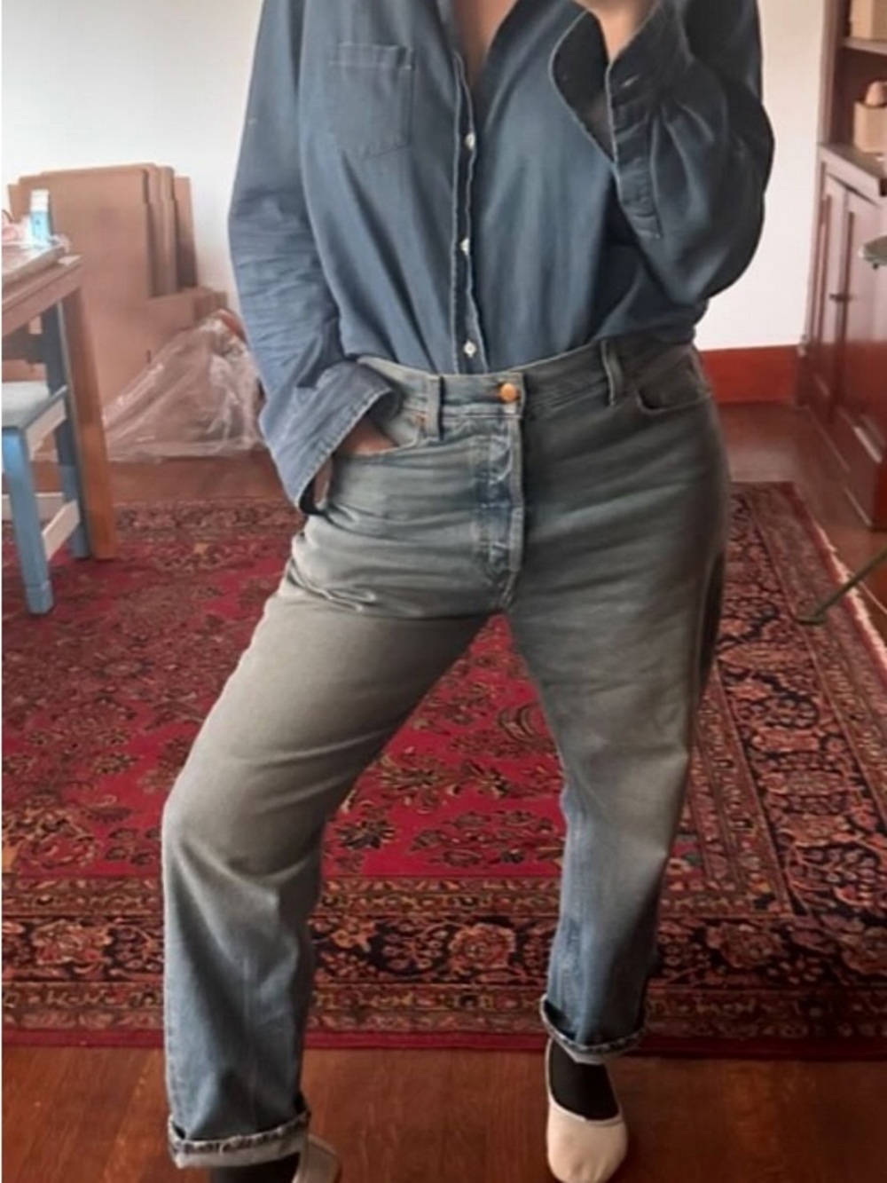 Boyfriend Jeans in Faded Blue - Relaxed High-Rise Fit